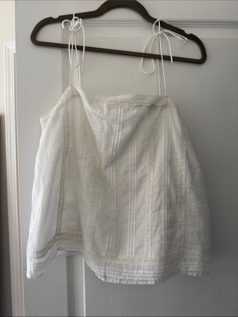 Abercrombie & Fitch White Lace-Trim A-Line Skirt